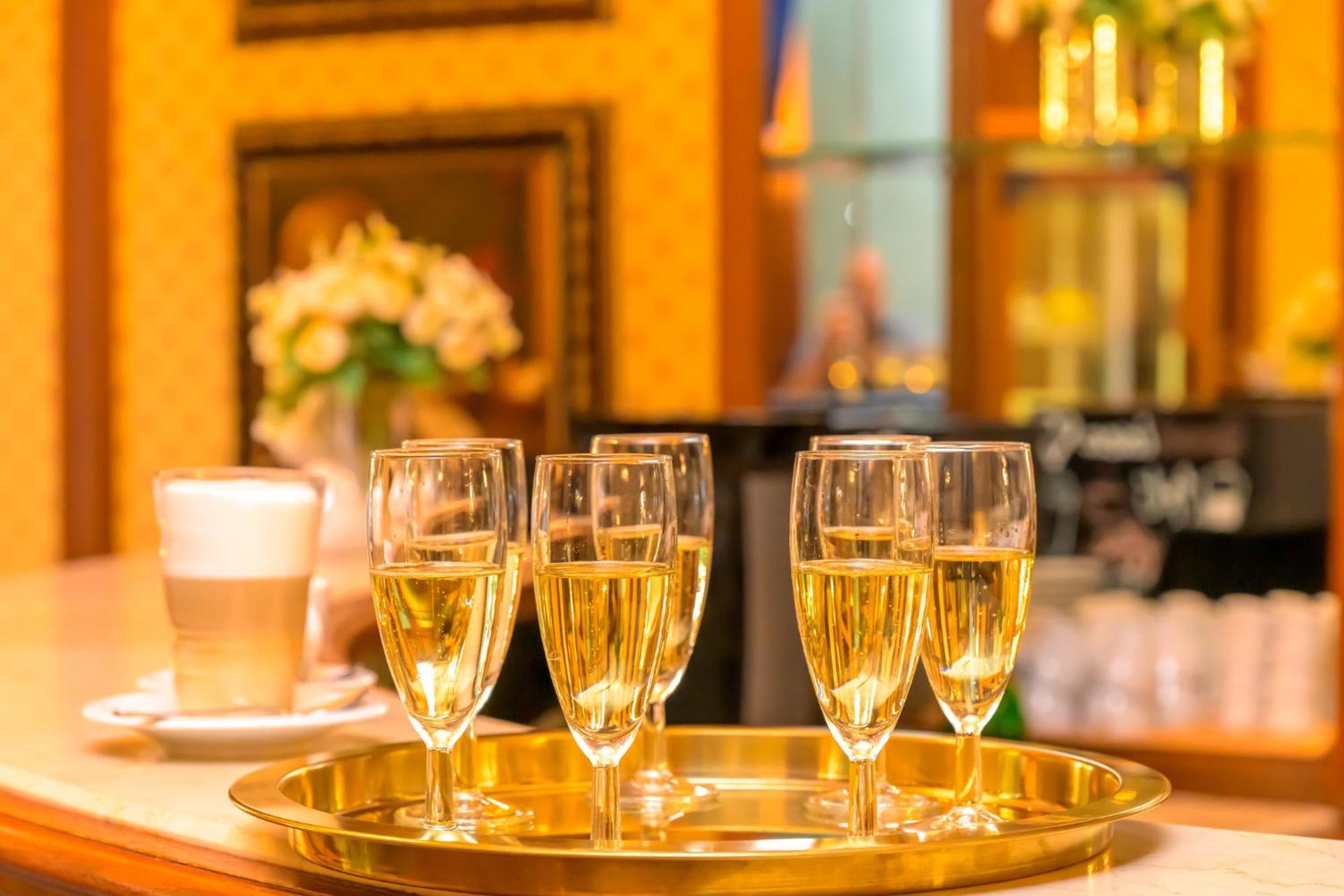 Kinsky Fountain Hotel Prag